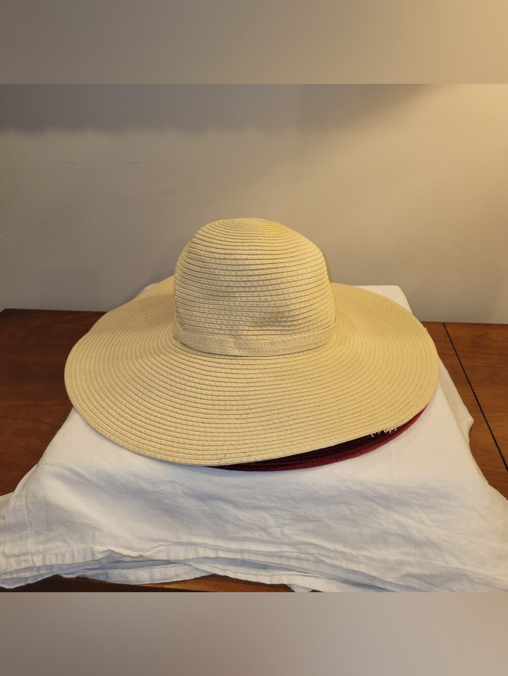 👒EUC~Wide Brim Packable Straw Sun Hat